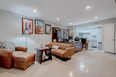 1860 White Oak Drive #375, Houston, TX 77009 - Photo 4