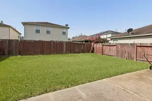 2702 Skyview Knoll Ct, Houston, TX 77047 - Photo 22