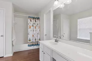 2702 Skyview Knoll Ct, Houston, TX 77047 - Photo 16