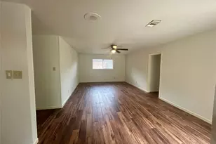 10655 Northbrook Dr, Houston, TX 77043 - Photo 10