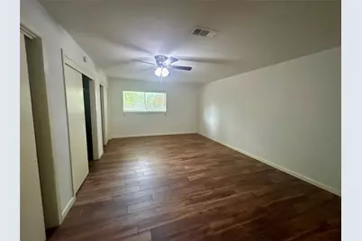 10655 Northbrook Drive, Houston, TX 77043 - Photo 14
