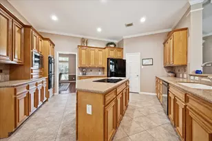 1004 Pine Cone Ln, Friendswood, TX 77546 - Photo 10