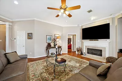 1004 Pine Cone Lane, Friendswood, TX 77546 - Photo 14