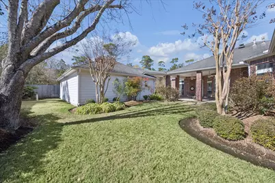 1004 Pine Cone Lane, Friendswood, TX 77546 - Photo 28