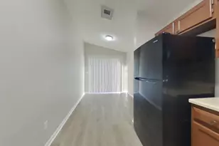 3147 Boynton Dr, Houston, TX 77045 - Photo 6