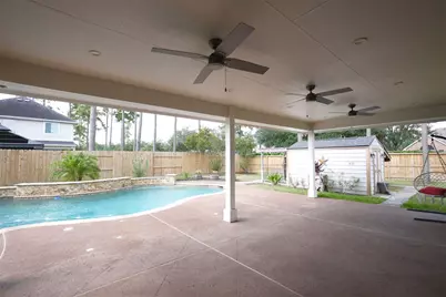 12627 Hobbs Terrace Drive, Tomball, TX 77377 - Photo 8