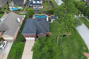 12627 Hobbs Terrace Dr, Tomball, TX 77377 - Photo 2