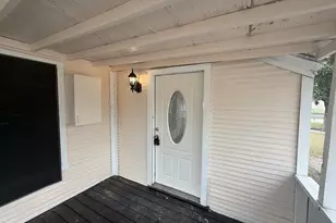 121 N Spooner St, Pasadena, TX 77506 - Photo 2