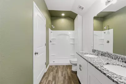 111 Bering Drive, Huntsville, TX 77320 - Photo 12
