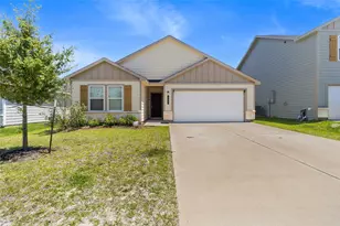 111 Bering Dr, Huntsville, TX 77320 - Photo 1