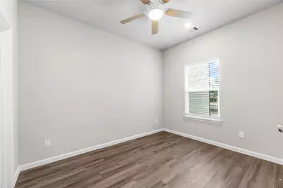 8161 Tate Street #B, Houston, TX 77028 - Photo 10