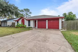 5011 Abercreek Ave, Friendswood, TX 77546 - Photo 2