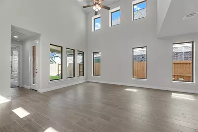 7806 Clover Gully Lane, Katy, TX 77493 - Photo 4