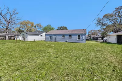 12013 Meadowpass Street, Houston, TX 77076 - Photo 18