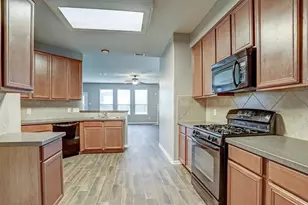 29362 Alba Rose Dr, Spring, TX 77386 - Photo 2