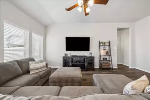 1002 Grevillea Cir, Richmond, TX 77406 - Photo 8