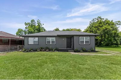3626 Sparrow Street, Houston, TX 77051 - Photo 2