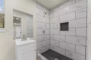 3626 Sparrow St, Houston, TX 77051 - Photo 14
