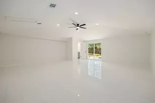 1510 Spillers Ln, Houston, TX 77043 - Photo 24
