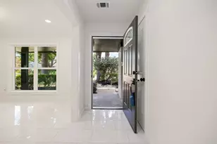 1510 Spillers Ln, Houston, TX 77043 - Photo 10