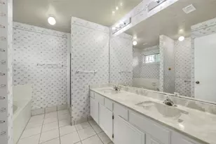 15707 Fincher Dr, Friendswood, TX 77546 - Photo 26