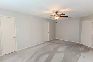 3119 Shawnee Dr, Sugar Land, TX 77479 - Photo 18