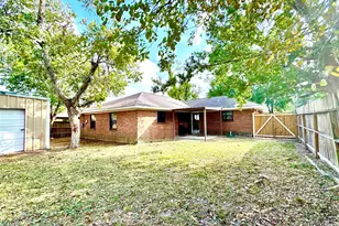 5510 Nina Lee Ln, Houston, TX 77092 - Photo 40