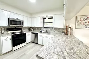 5510 Nina Lee Ln, Houston, TX 77092 - Photo 6