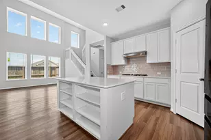 10511 Amador Peak Dr, Rosharon, TX 77583 - Photo 2