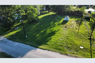 345 20th Street, Hempstead, TX 77445 - Photo 4