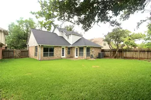 3515 Woodmere Ln, Sugar Land, TX 77478 - Photo 18