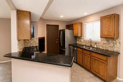 3515 Woodmere Lane, Sugar Land, TX 77478 - Photo 4