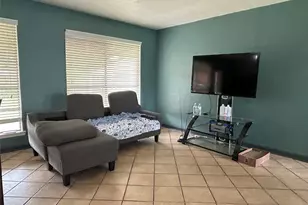 17311 Heritage Bay Dr, Webster, TX 77598 - Photo 6