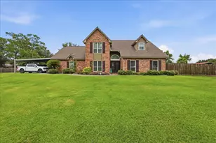 980 Dugas St, Bridge City, TX 77611 - Photo 1