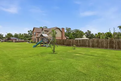 980 Dugas Street, Bridge City, TX 77611 - Photo 2