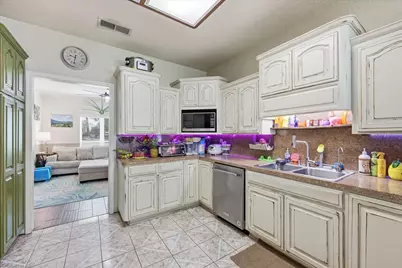 980 Dugas Street, Bridge City, TX 77611 - Photo 14