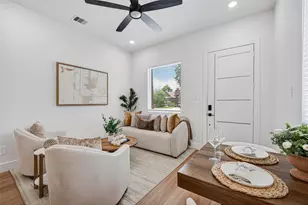 7840 Nashville St, Houston, TX 77028 - Photo 4