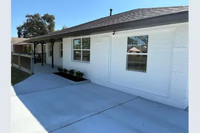 2929 8th Avenue N, Texas City, TX 77590 - Photo 2