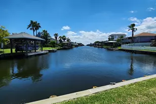 1016 Redfish St, Hitchcock, TX 77563 - Photo 44