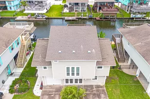 1016 Redfish St, Hitchcock, TX 77563 - Photo 8