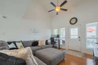 1016 Redfish Street, Hitchcock, TX 77563 - Photo 10