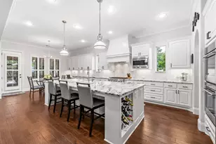 15 N Shasta Bend Cir, The Woodlands, TX 77389 - Photo 10