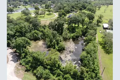 130 Sally Lake Court, Angleton, TX 77515 - Photo 16