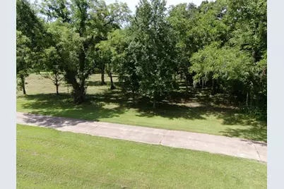 130 Sally Lake Court, Angleton, TX 77515 - Photo 2