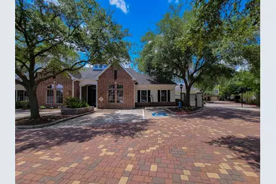 9200 Westheimer Road #305, Houston, TX 77063 - Photo 32