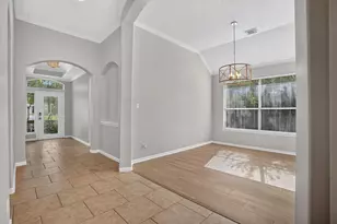 62 S Bardsbrook Cir, Spring, TX 77382 - Photo 2