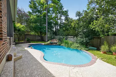 62 S Bardsbrook Circle, The Woodlands, TX 77382 - Photo 22