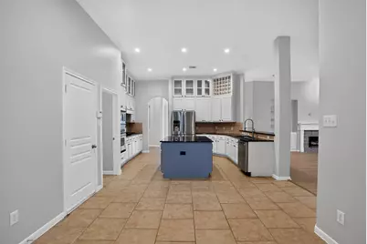 62 S Bardsbrook Circle, The Woodlands, TX 77382 - Photo 6