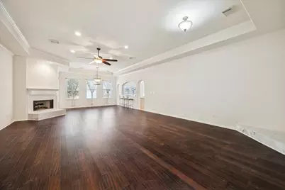 1301 Silver Maple Lane, Pearland, TX 77581 - Photo 10