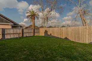 2330 Sunflower Ln, Beaumont, TX 77713 - Photo 18